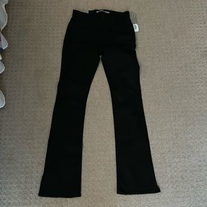 Hudson jeans - Size 26 (never worn)